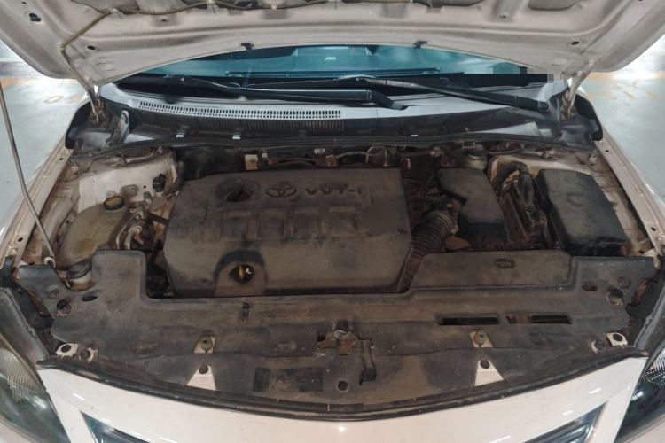 Used Toyota Corolla 2013 Special Edition 1.6L Automatic Cool GL Model Engine Bay