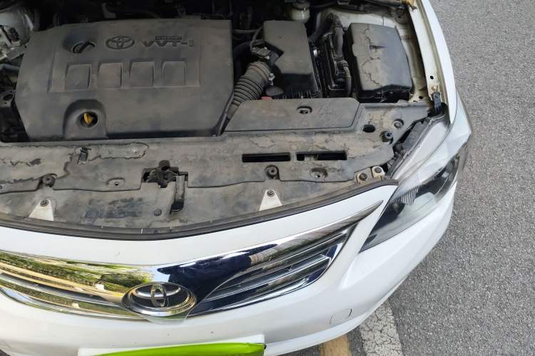 Used Toyota Corolla 2013 Special Edition 1.6L Automatic Cool GL Model Engine Bay Left