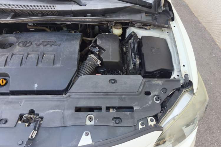 Used Toyota Corolla 2013 Special Edition 1.6L Automatic Cool GL Model Engine Bay Left
