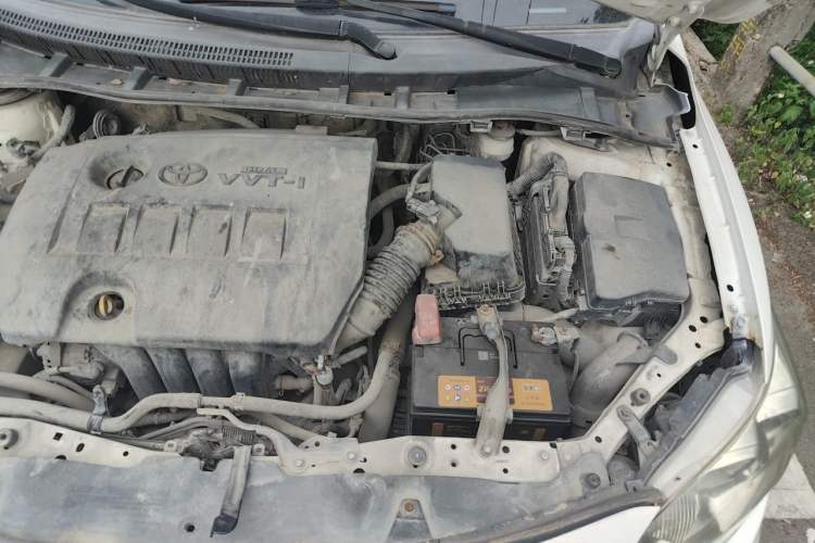 Used Toyota Corolla 2013 Special Edition 1.6L Automatic GL Cool Model Engine Bay Left