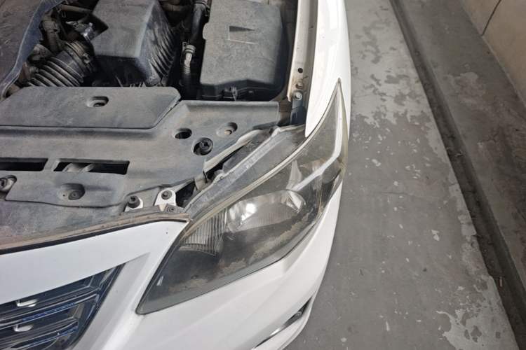 Used Toyota Corolla 2013 Special Edition 1.6L Manual – Cool GL Model Engine Bay Left