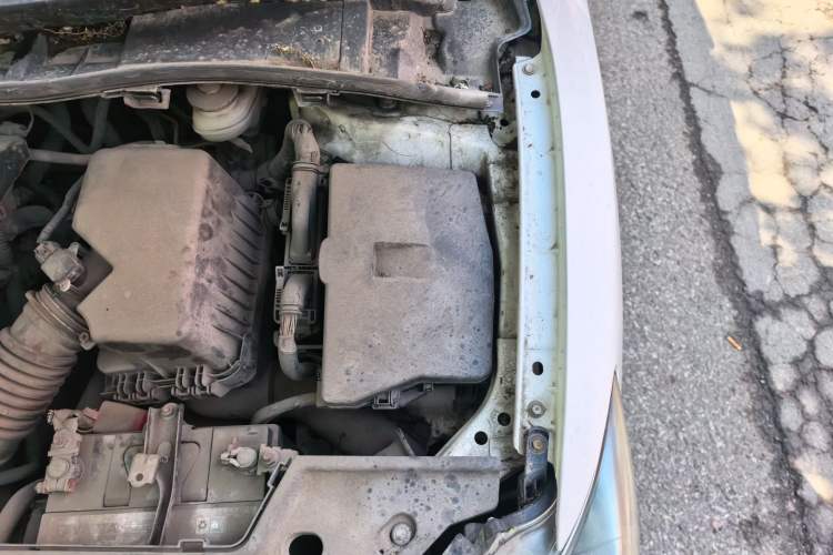 Used Toyota Corolla 2013 Special Edition 1.6L Automatic Cool GL Model Engine Bay Left