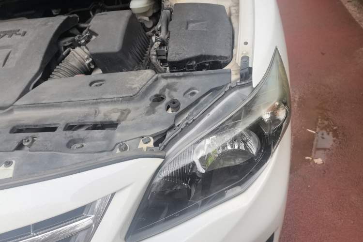 Used Toyota Corolla 2013 Special Edition 1.8L CVT ZhiKu GL-i Engine Bay Left