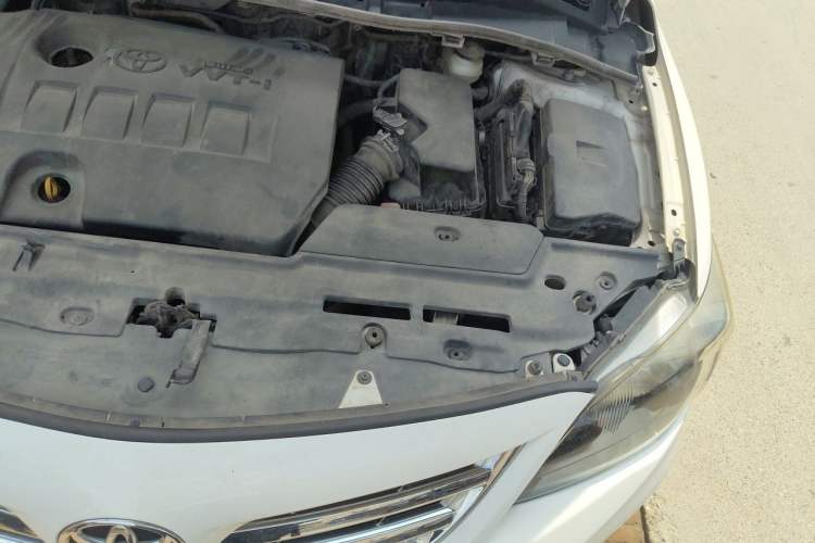 Used Toyota Corolla 2013 Special Edition 1.6L Manual – Cool GL Model Engine Bay Left