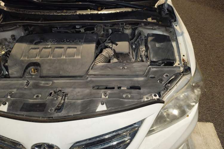 Used Toyota Corolla 2013 Special Edition 1.6L Automatic Cool GL Model Engine Bay Left