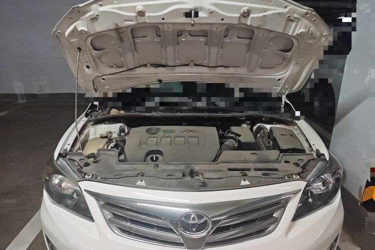 Used Toyota Corolla 2013 Special Edition 1.6L Automatic Cool GL Model Engine Bay