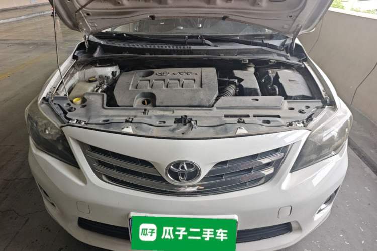 Used Toyota Corolla 2013 Special Edition 1.6L Manual – Cool GL Model Engine Bay