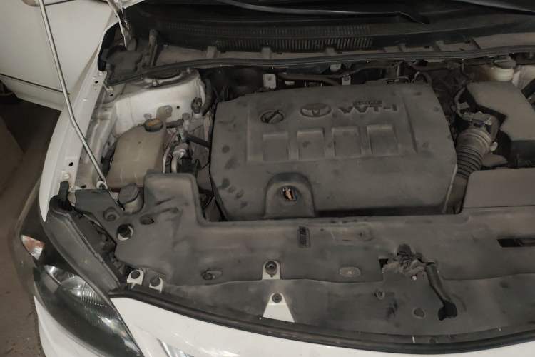 Used Toyota Corolla 2013 Special Edition 1.8L CVT ZhiKu GL-i Engine Bay Right