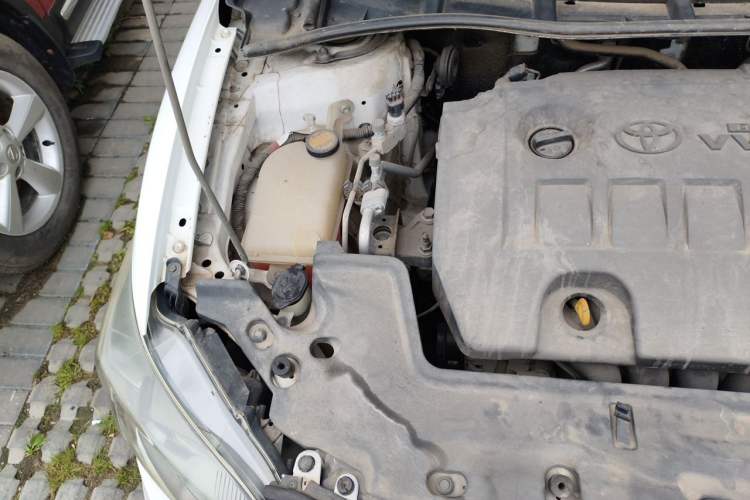 Used Toyota Corolla 2013 Special Edition 1.6L Automatic GL Cool Model Engine Bay Right