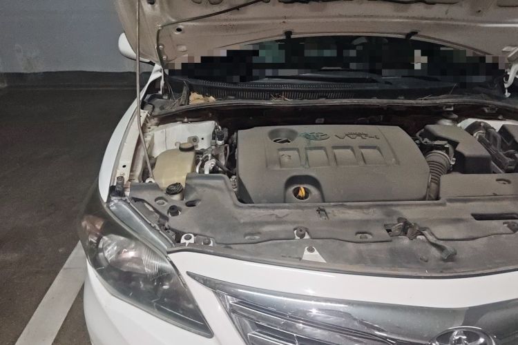 Used Toyota Corolla 2013 Special Edition 1.6L Automatic Cool GL Model Engine Bay Right