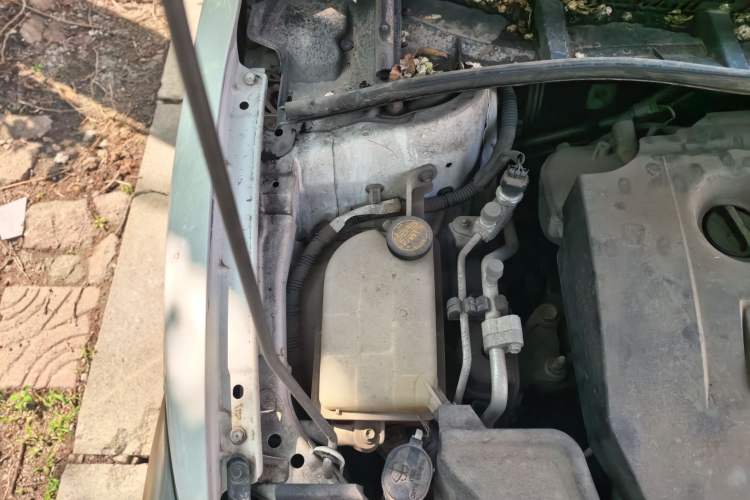 Used Toyota Corolla 2013 Special Edition 1.6L Automatic Cool GL Model Engine Bay Right