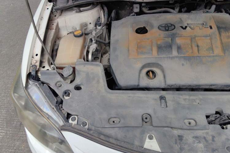 Used Toyota Corolla 2013 Special Edition 1.6L Automatic GL Cool Model Engine Bay Right