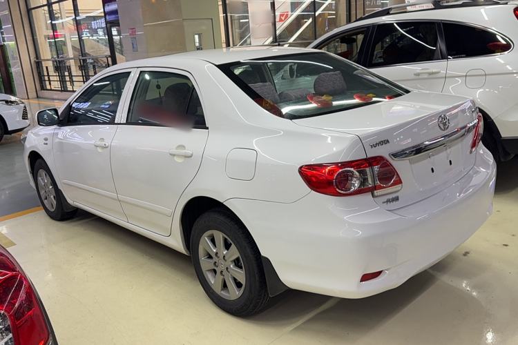 Used Toyota Corolla 2013 Special Edition 1.6L Automatic Cool GL Model Exterior 5