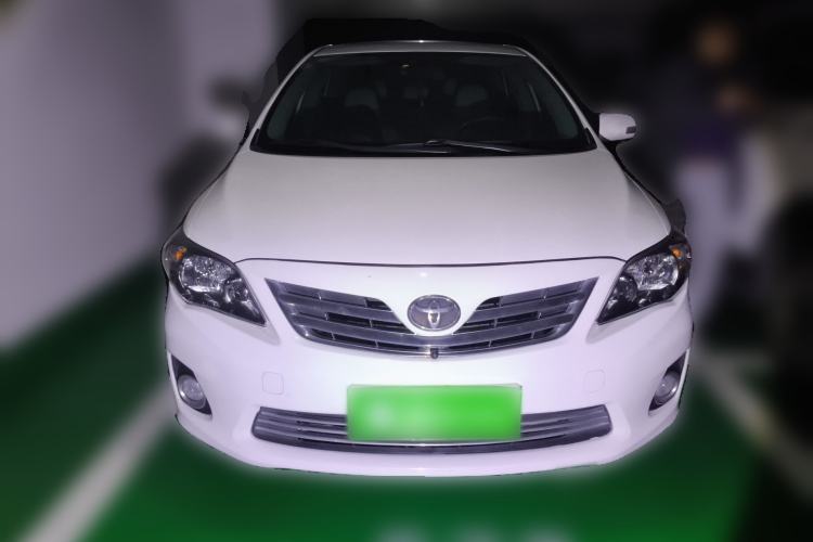 Used Toyota Corolla 2013 Special Edition 1.8L CVT ZhiKu GL-i Front