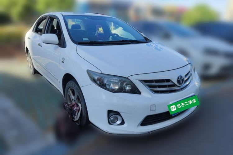 Used Toyota Corolla 2013 Special Edition 1.8L CVT ZhiKu GL-i Front Right 45 Deg