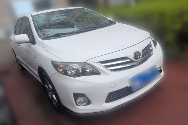 Used Toyota Corolla 2013 Special Edition 1.8L CVT ZhiKu GL-i Front Right 45 Deg