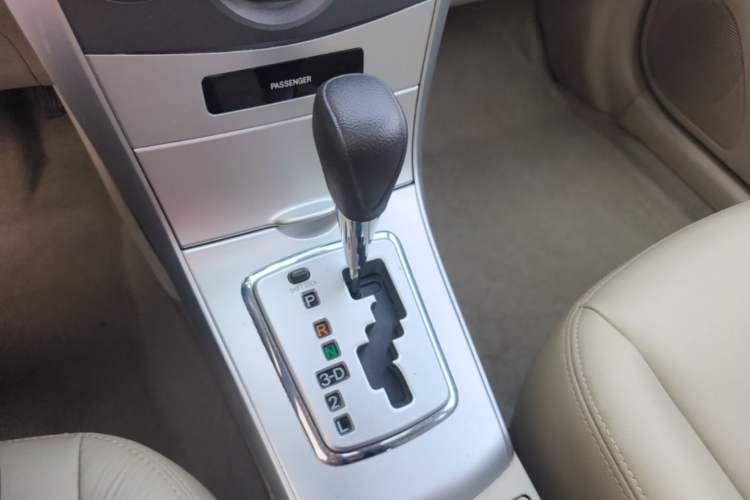 Used Toyota Corolla 2013 Special Edition 1.6L Automatic Cool GL Model Gear Lever
