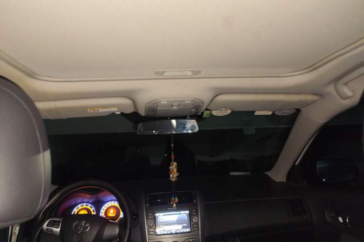 Used Toyota Corolla 2013 Special Edition 1.8L CVT ZhiKu GL-i Headliner