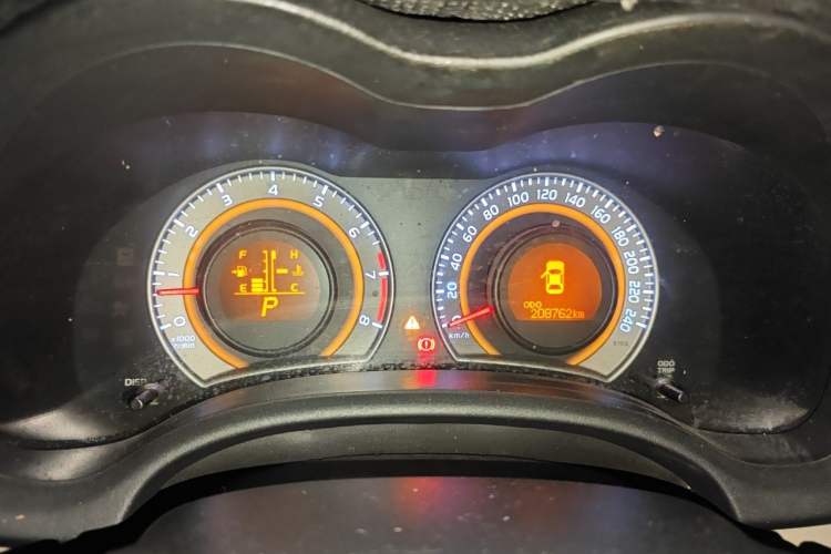 Used Toyota Corolla 2013 Special Edition 1.8L CVT ZhiKu GL-i Instrument Cluster