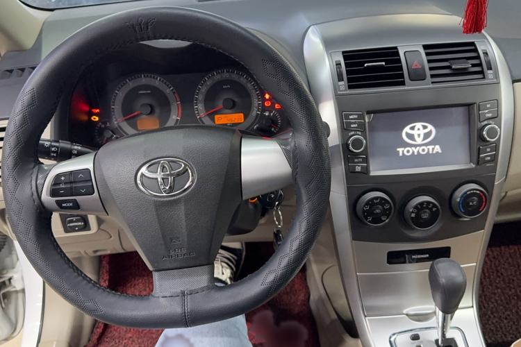 Used Toyota Corolla 2013 Special Edition 1.6L Automatic Cool GL Model Interior 3