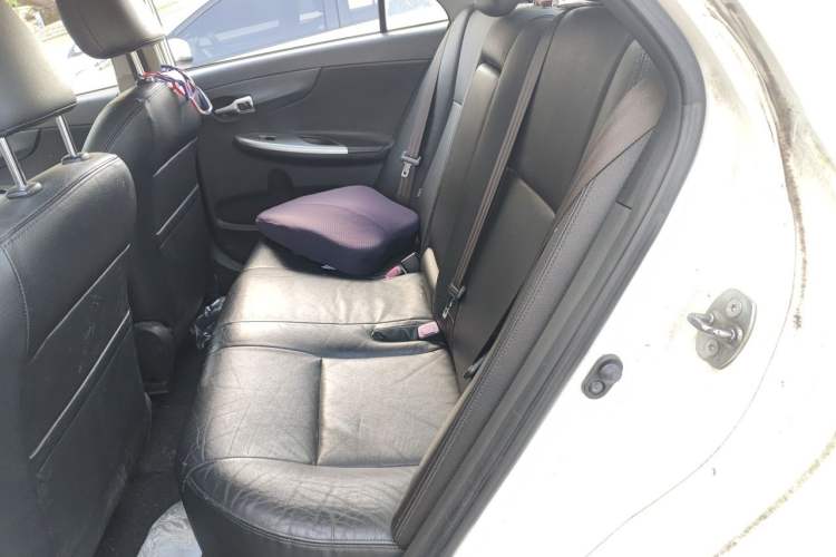 Used Toyota Corolla 2013 Special Edition 1.8L CVT ZhiKu GL-i Left Rear Seat