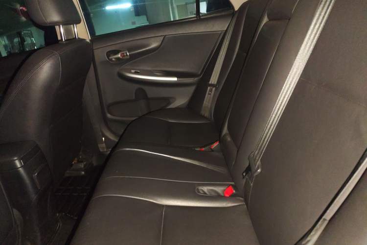 Used Toyota Corolla 2013 Special Edition 1.8L CVT ZhiKu GL-i Left Rear Seat