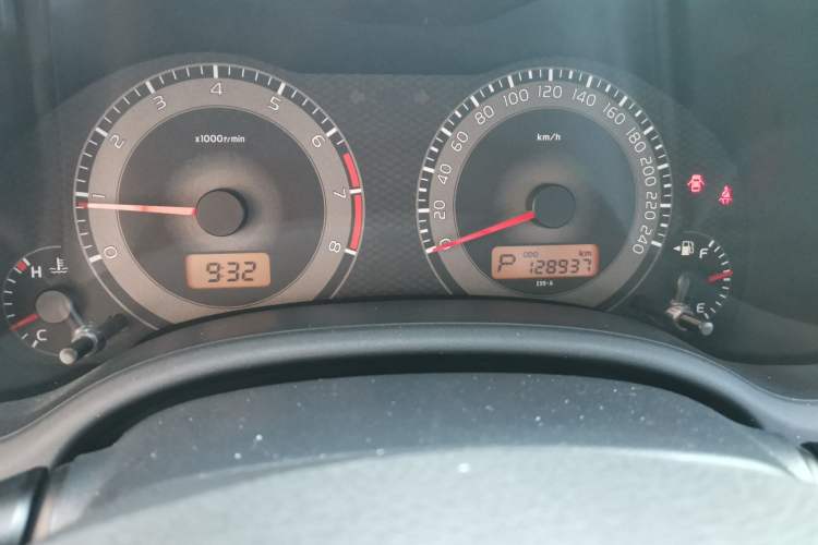 Used Toyota Corolla 2013 Special Edition 1.6L Automatic GL Cool Model Odometer Close Up
