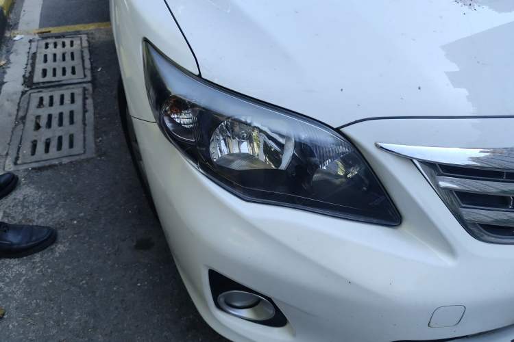 Used Toyota Corolla 2013 Special Edition 1.6L Automatic Cool GL Model Right Front Headlight