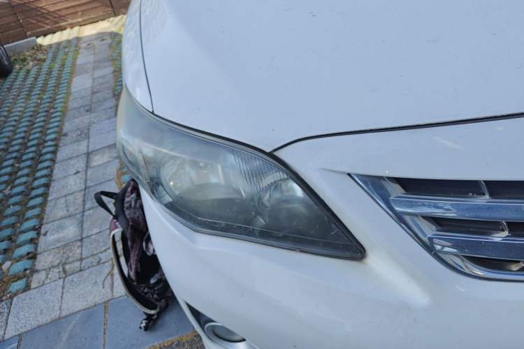 Used Toyota Corolla 2013 Special Edition 1.8L CVT ZhiKu GL-i Right Front Headlight