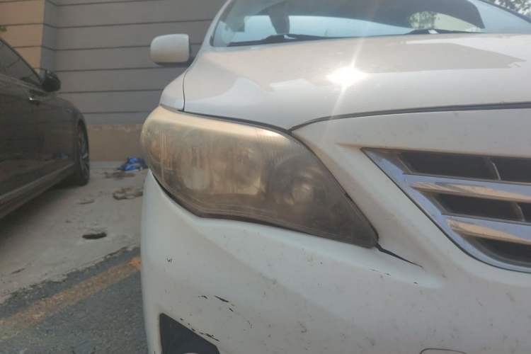 Used Toyota Corolla 2013 Special Edition 1.6L Automatic Cool GL Model Right Front Headlight
