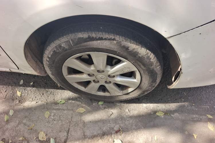 Used Toyota Corolla 2013 Special Edition 1.6L Automatic GL Cool Model Right Front Wheel Hub