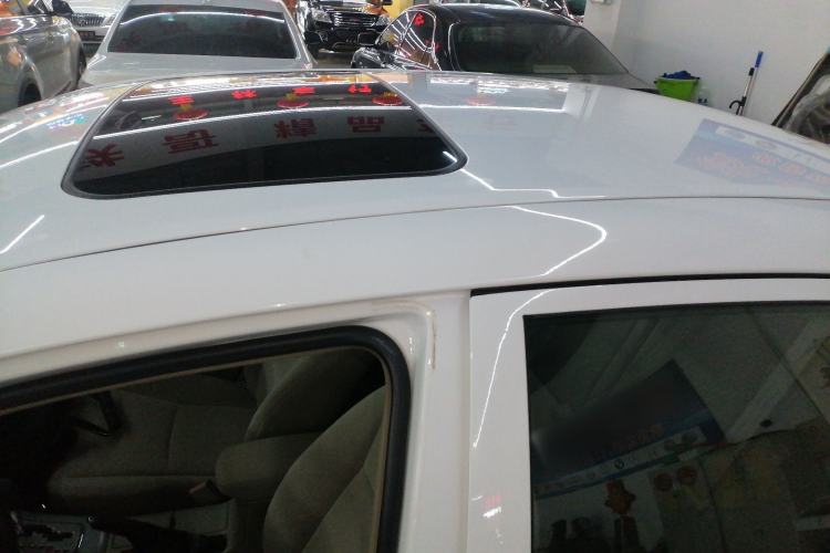 Used Toyota Corolla 2013 Special Edition 1.6L Automatic Cool GL Model Roof