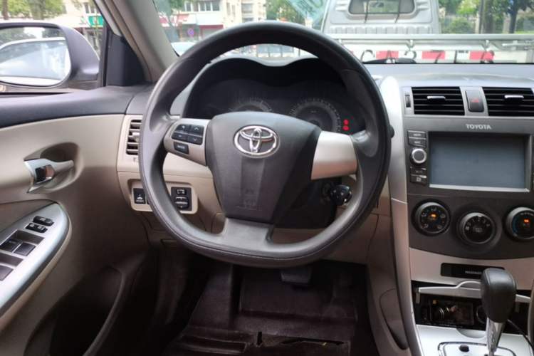 Used Toyota Corolla 2013 Special Edition 1.6L Automatic Cool GL Model Steering Wheel