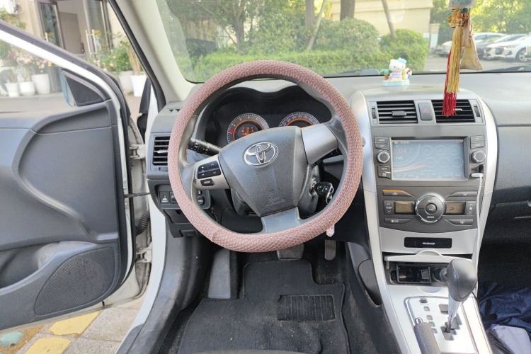Used Toyota Corolla 2013 Special Edition 1.8L CVT ZhiKu GL-i Steering Wheel