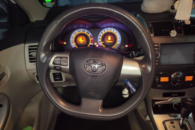 Used Toyota Corolla 2013 Special Edition 1.8L CVT ZhiKu GL-i Steering Wheel