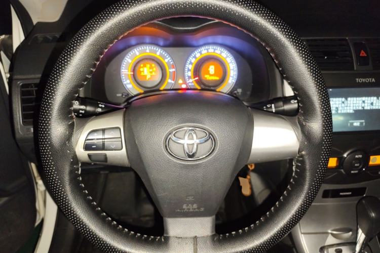 Used Toyota Corolla 2013 Special Edition 1.8L CVT ZhiKu GL-i Steering Wheel