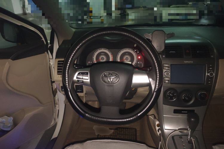 Used Toyota Corolla 2013 Special Edition 1.6L Automatic Cool GL Model Steering Wheel