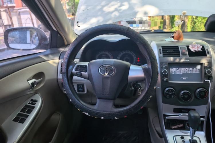 Used Toyota Corolla 2013 Special Edition 1.6L Automatic Cool GL Model Steering Wheel
