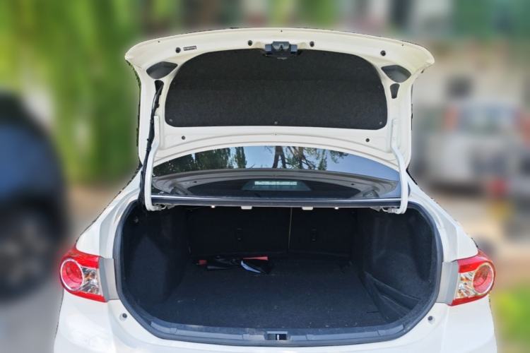 Used Toyota Corolla 2013 Special Edition 1.6L Automatic GL Cool Model Trunk