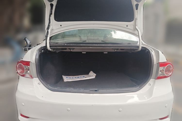 Used Toyota Corolla 2013 Special Edition 1.6L Automatic GL Cool Model Trunk