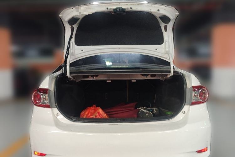 Used Toyota Corolla 2013 Special Edition 1.6L Automatic Cool GL Model Trunk