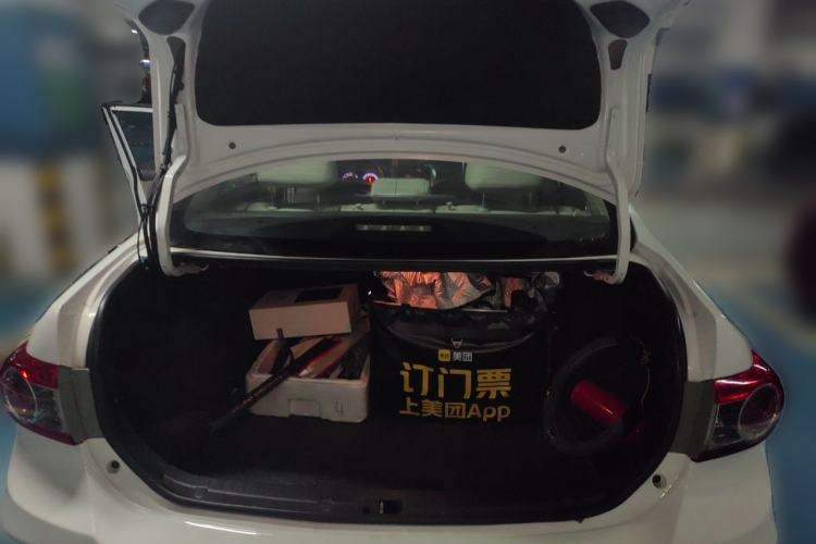 Used Toyota Corolla 2013 Special Edition 1.8L CVT ZhiKu GL-i Trunk