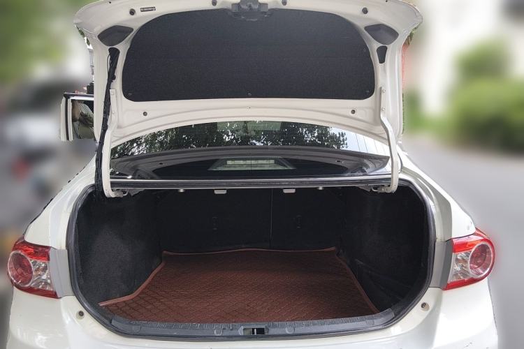 Used Toyota Corolla 2013 Special Edition 1.6L Automatic Cool GL Model Trunk