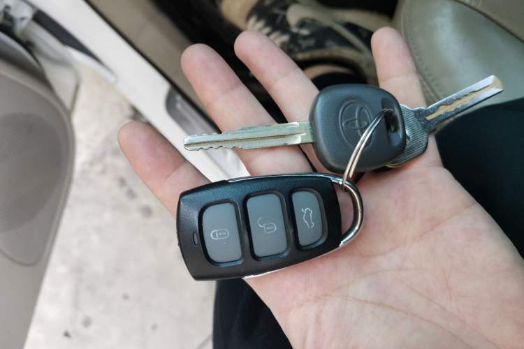 Used Toyota Corolla 2013 Special Edition 1.6L Automatic GL Cool Model Vehicle Key
