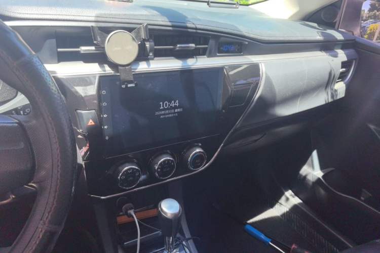 Used Toyota Corolla 2014 1.6L CVT GL Audio And AC Panel