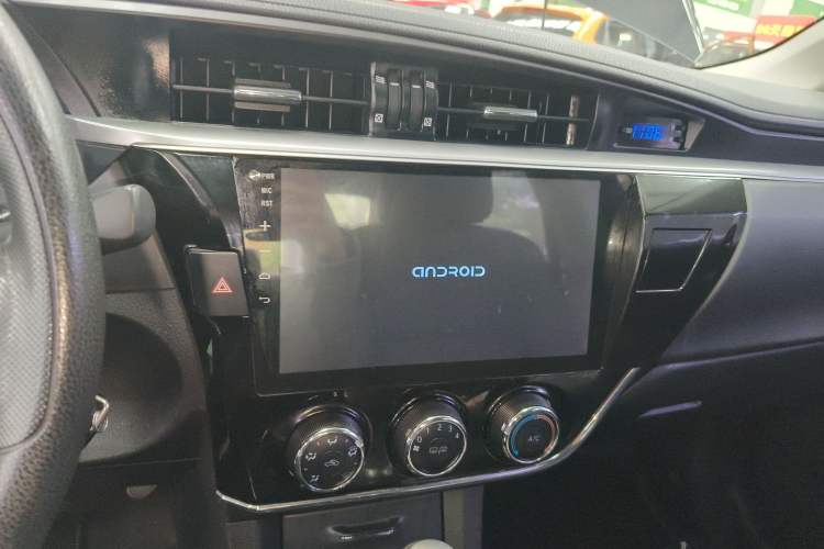Used Toyota Corolla 2014 1.6L CVT GL Audio And AC Panel