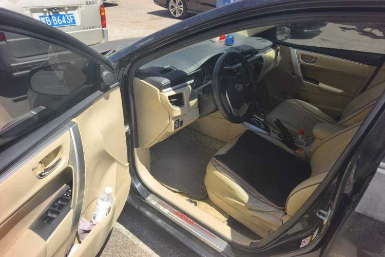 Used Toyota Corolla 2014 1.6L CVT GL Driver Seat