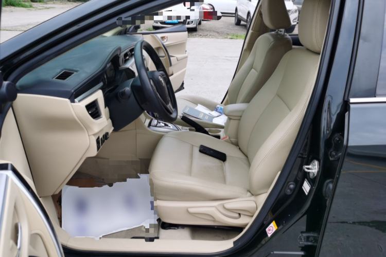 Used Toyota Corolla 2014 1.6L CVT GL-i Driver Seat