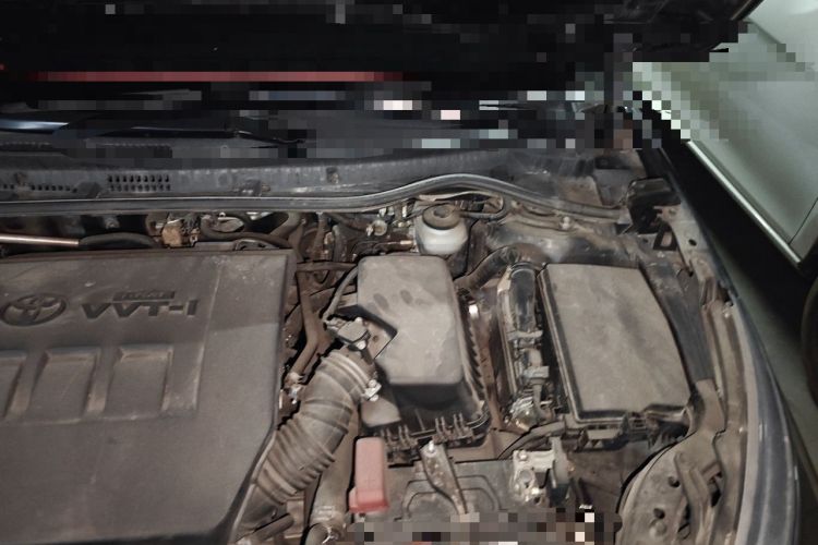Used Toyota Corolla 2014 1.6L CVT GL-i Engine Bay Left