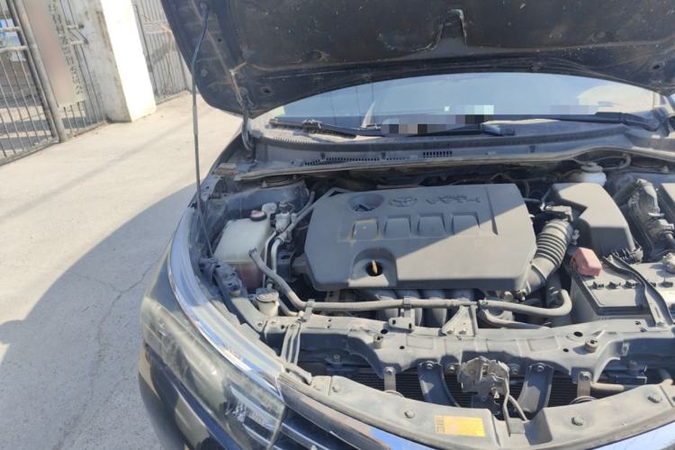 Used Toyota Corolla 2014 1.8L CVT GLX-i Engine Bay Right